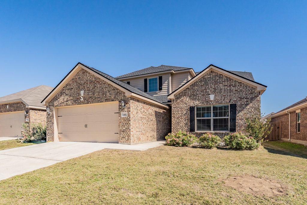 185 Aster Drive, Sanger, TX 76266