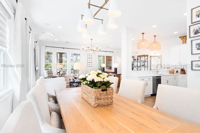 31 Seagrass Landing Ct, Hilton Head Island, SC 29926