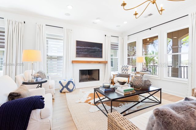 31 Seagrass Landing Ct, Hilton Head Island, SC 29926