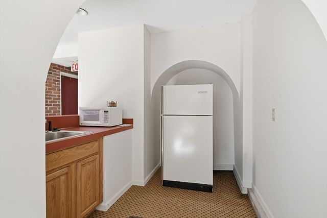 124 College St 2, South Hadley, MA 01075