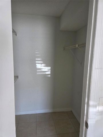 5112 CONROY ROAD 11, Orlando, FL 32811