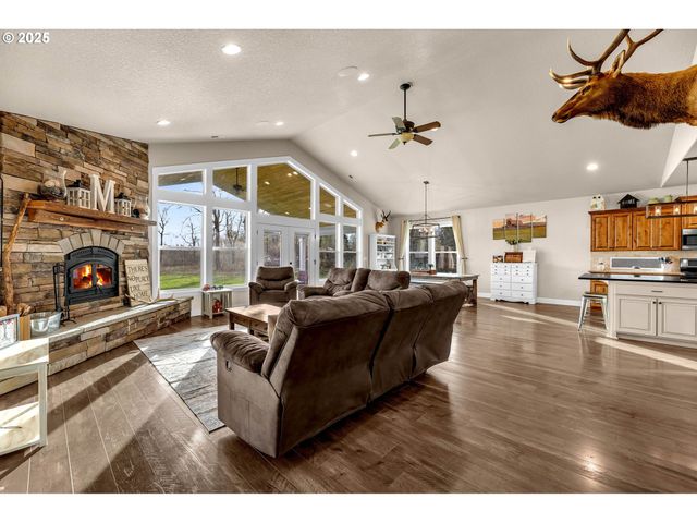 15301 Ne 244TH St, Battle Ground, WA 98604