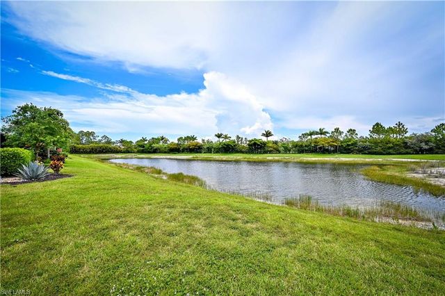 3571 Canopy CIR, Naples, FL 34120