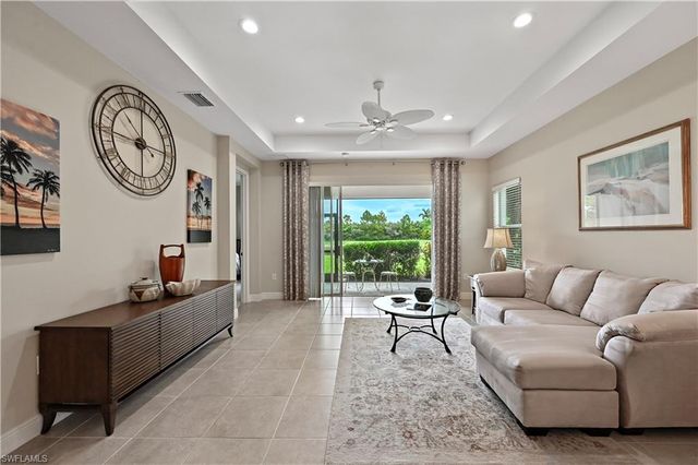 3571 Canopy CIR, Naples, FL 34120