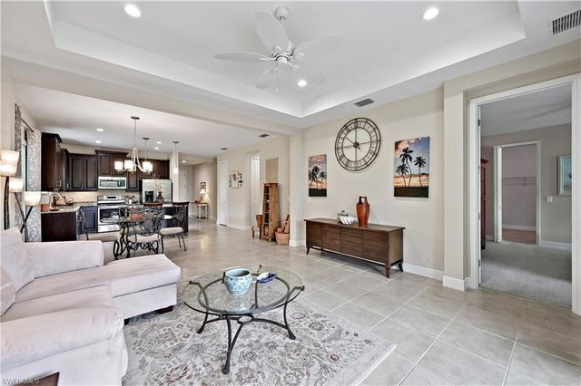 3571 Canopy CIR, Naples, FL 34120