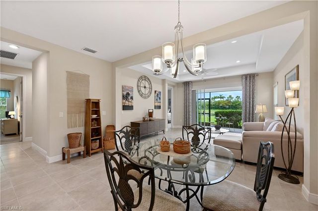 3571 Canopy CIR, Naples, FL 34120
