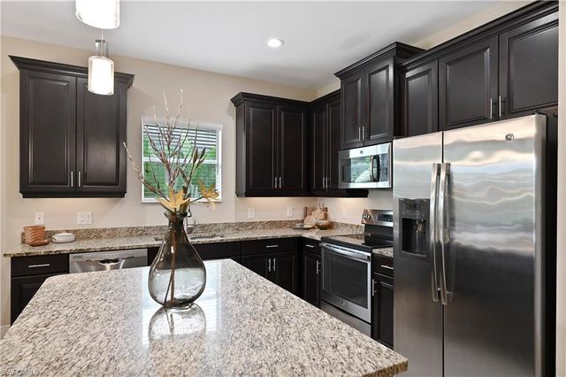 3571 Canopy CIR, Naples, FL 34120