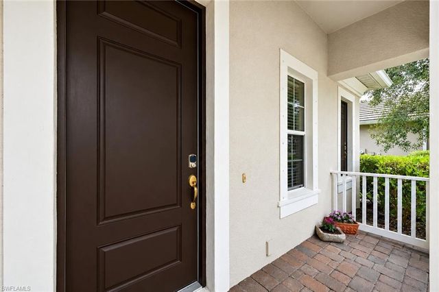 3571 Canopy CIR, Naples, FL 34120