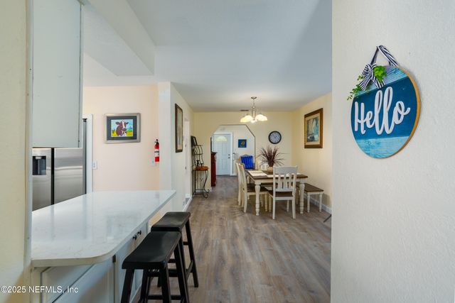 200 1ST Avenue, Welaka, FL 32193