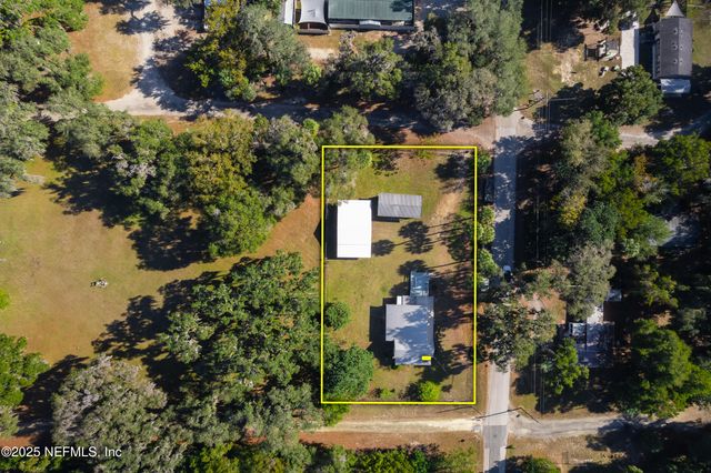 200 1ST Avenue, Welaka, FL 32193