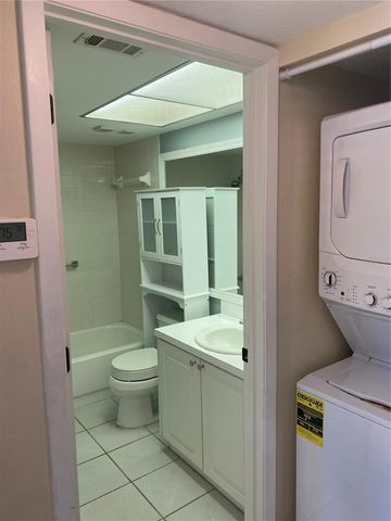 435 30TH AVENUE W D103, Bradenton, FL 34205