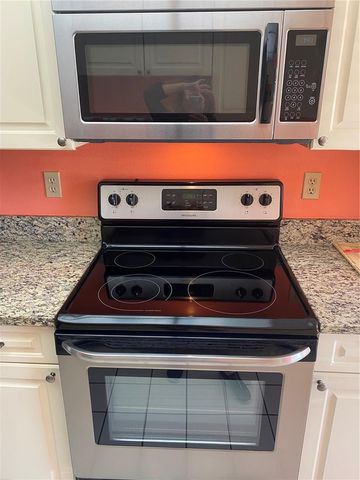 435 30TH AVENUE W D103, Bradenton, FL 34205