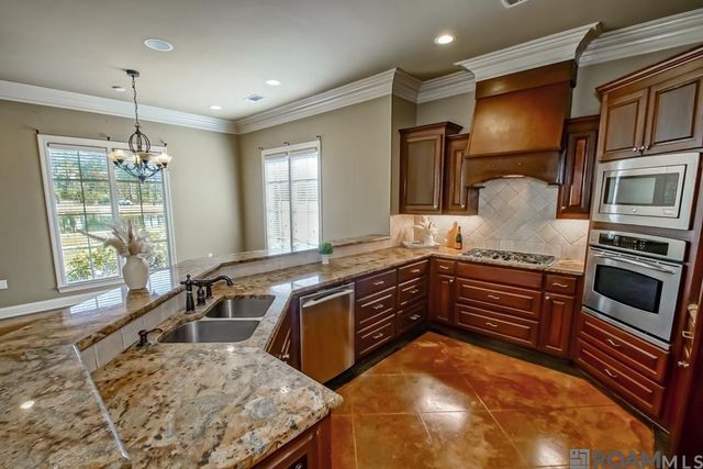 23291 Greenwell Springs Rd, Greenwell Springs, LA 70739