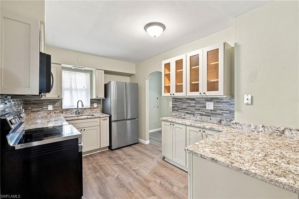 108 Contee DR, LEHIGH ACRES, FL 33936 — photo 4