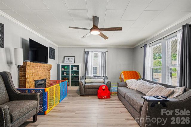 815 S Jackson Street, Salisbury, NC 28144