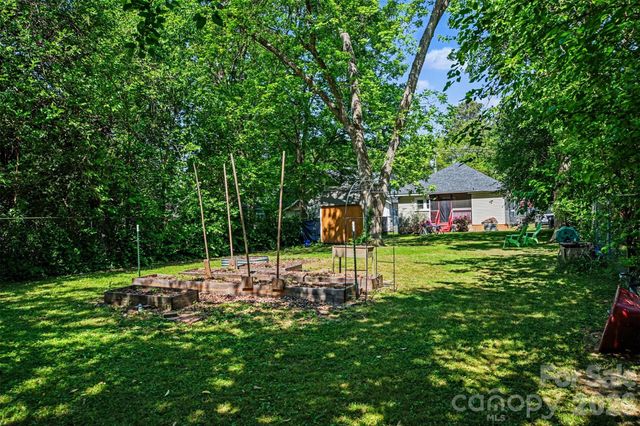 815 S Jackson Street, Salisbury, NC 28144
