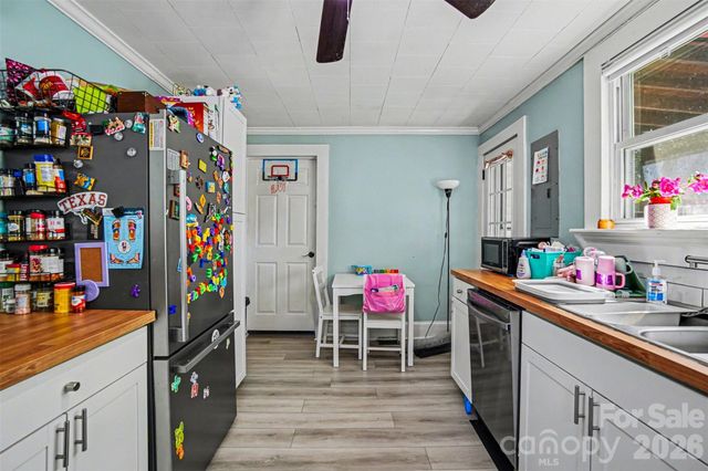 815 S Jackson Street, Salisbury, NC 28144