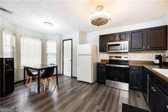 6564 Arbor Gate Drive SW 4, Mableton, GA 30126
