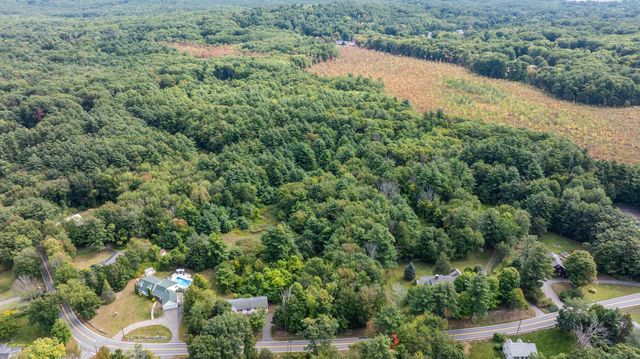 136 Maple Avenue, Atkinson, NH 03811