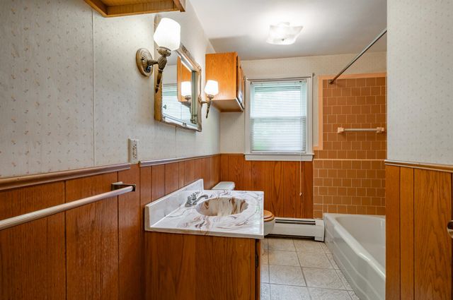 136 Maple Avenue, Atkinson, NH 03811