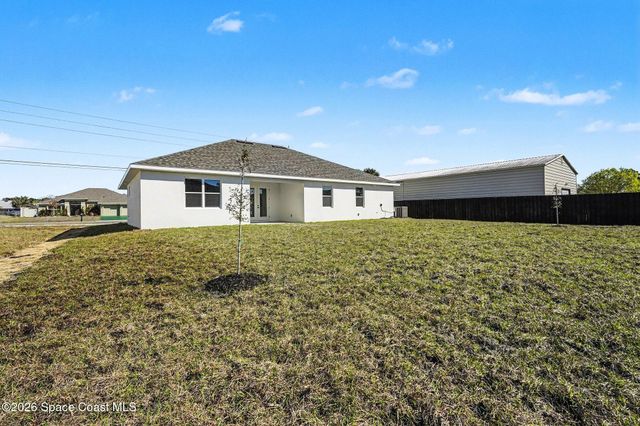 2739 Felix Road SE, Palm Bay, FL 32909