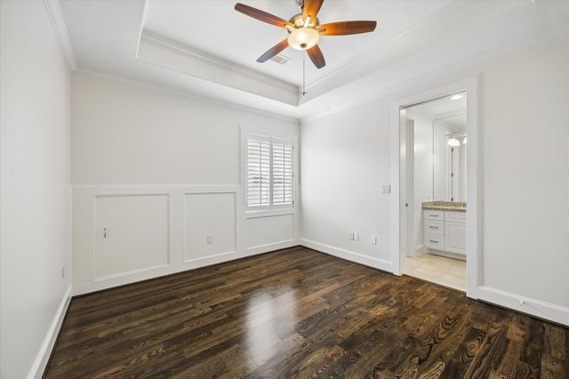 6236 Overbrook Lane, Houston, TX 77057