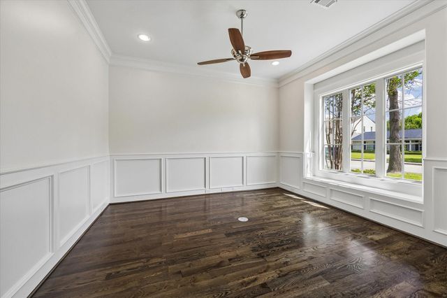 6236 Overbrook Lane, Houston, TX 77057