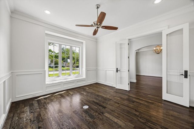 6236 Overbrook Lane, Houston, TX 77057