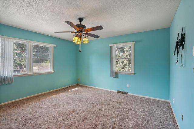 608 E Virginia Avenue, Des Moines, IA 50315