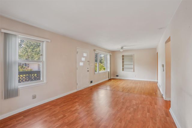 608 E Virginia Avenue, Des Moines, IA 50315