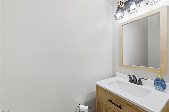 117 Lancelot DR, Suffolk, VA 23434