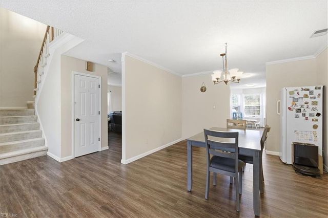 117 Lancelot DR, Suffolk, VA 23434