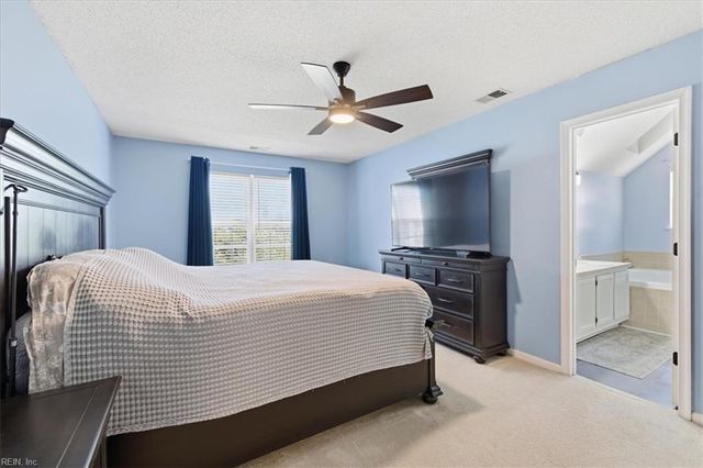 117 Lancelot DR, Suffolk, VA 23434