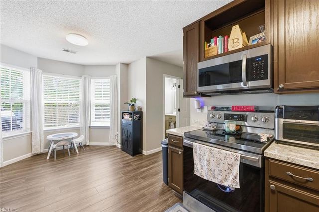 117 Lancelot DR, Suffolk, VA 23434