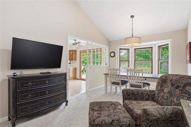 12338 W 105TH Terrace, Overland Park, KS 66215