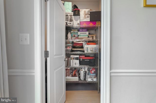 18245 SUMMIT POINTE DR, Triangle, VA 22172