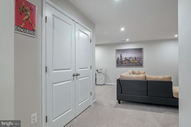 18245 SUMMIT POINTE DR, Triangle, VA 22172