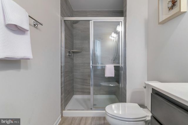 18245 SUMMIT POINTE DR, Triangle, VA 22172