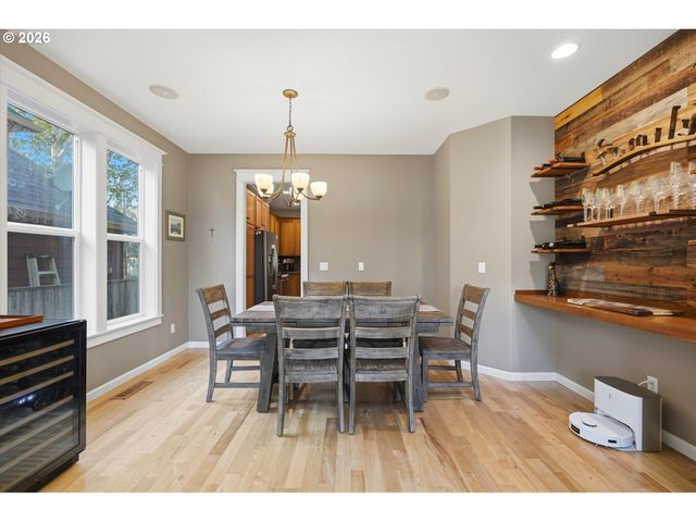 4913 E MASTERS Dr, Newberg, OR 97132