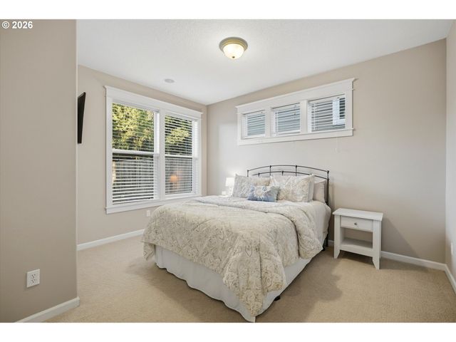 4913 E MASTERS Dr, Newberg, OR 97132