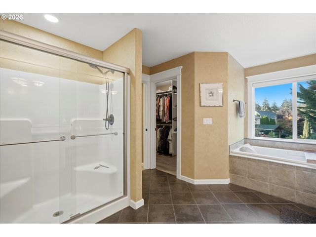 4913 E MASTERS Dr, Newberg, OR 97132