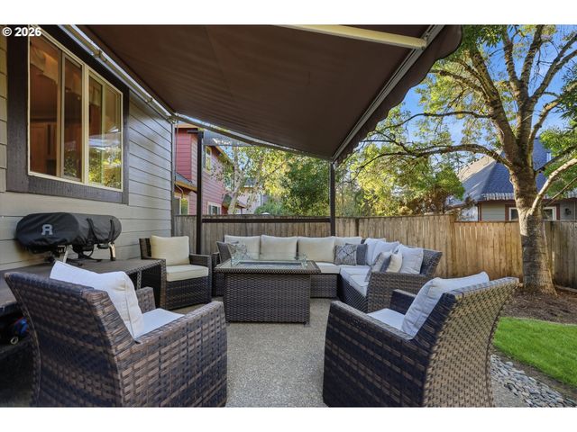 4913 E MASTERS Dr, Newberg, OR 97132
