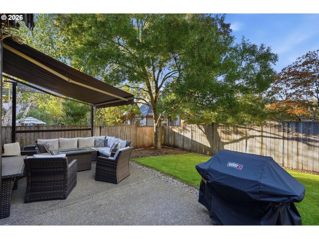 4913 E MASTERS Dr, Newberg, OR 97132