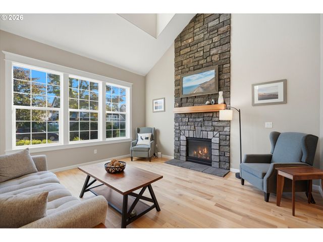 4913 E MASTERS Dr, Newberg, OR 97132