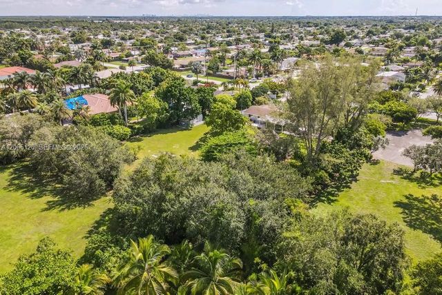 18900 SW 127th Avenue, Miami, FL 33177