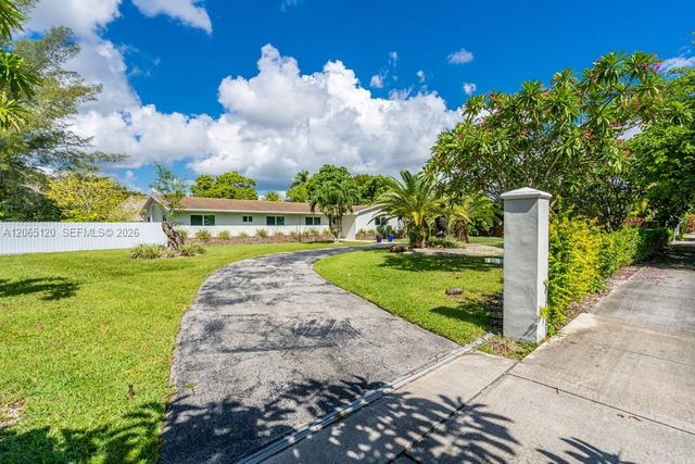 18900 SW 127th Avenue, Miami, FL 33177