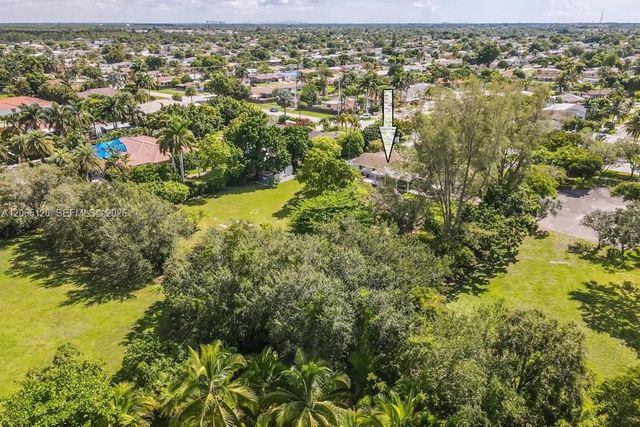 18900 SW 127th Avenue, Miami, FL 33177