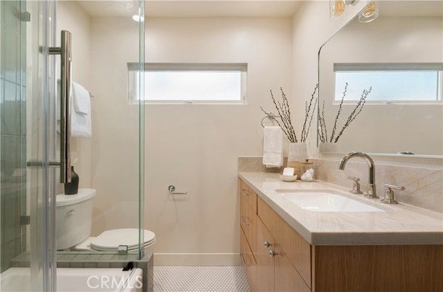 2039 Rutgers, Long Beach, CA 90815