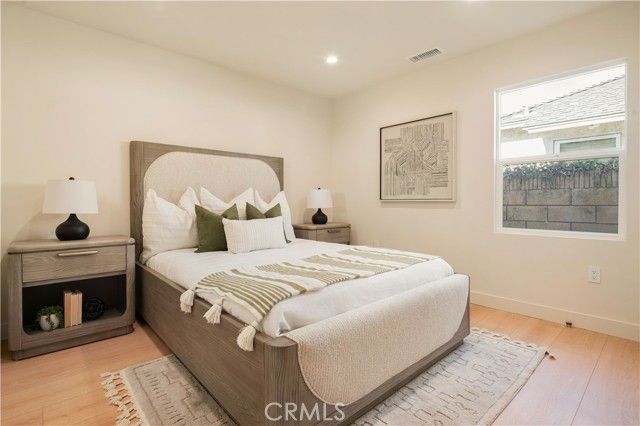 2039 Rutgers, Long Beach, CA 90815