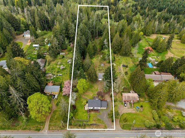 4631 E Grapeview Loop Road, Allyn, WA 98524